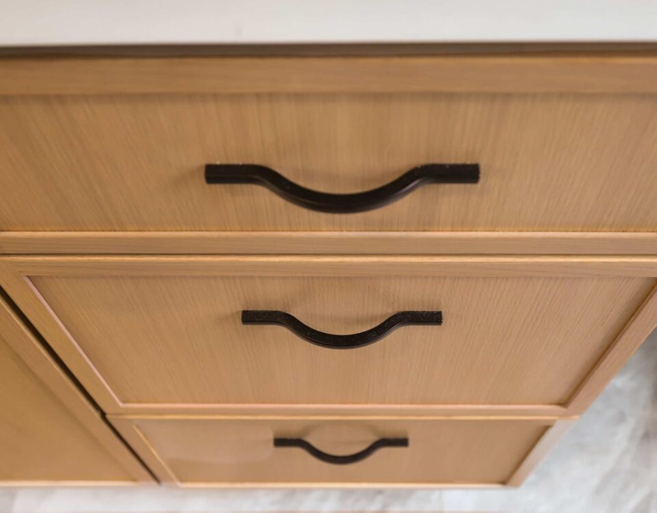 Slim Shaker Amber Oak