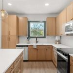 Slim Shaker Amber Oak